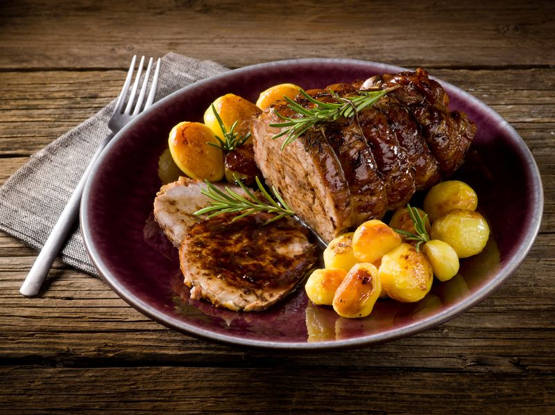 Arrosto di vitello al forno con patate