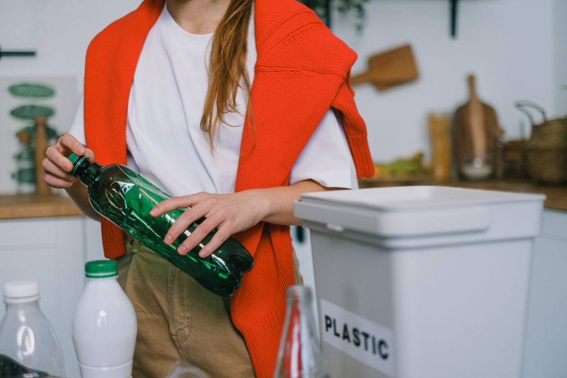 Ridurre lo spreco di plastica in casa in 5 mosse